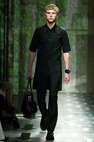 Look 16